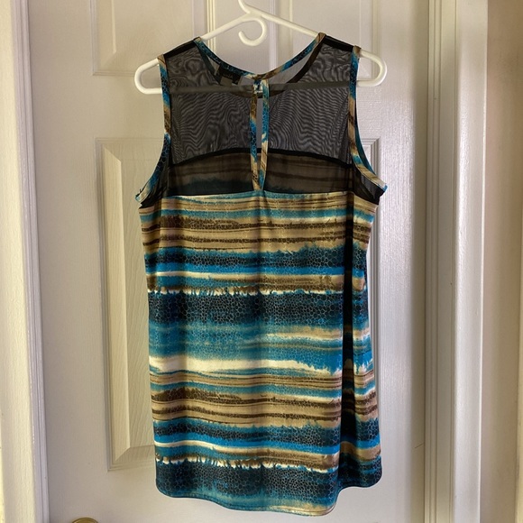 Beautiful tunic length sleeveless blouse - XL - Picture 5 of 7